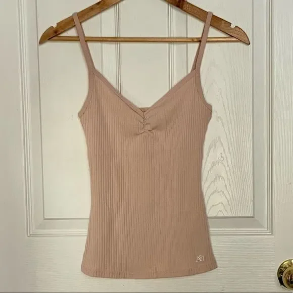 Pink Ribbed Women's Top - Picture 2 of 4